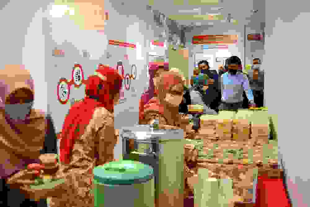 DSC 0100